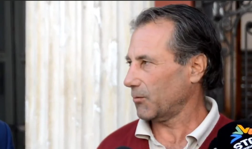 Έγκλημα στην Αρκίτσα: «Λένε ψέματα…»! Τι είπε στις κάμερες ο αδερφός του φερόμενου ως δράστη (βίντεο)